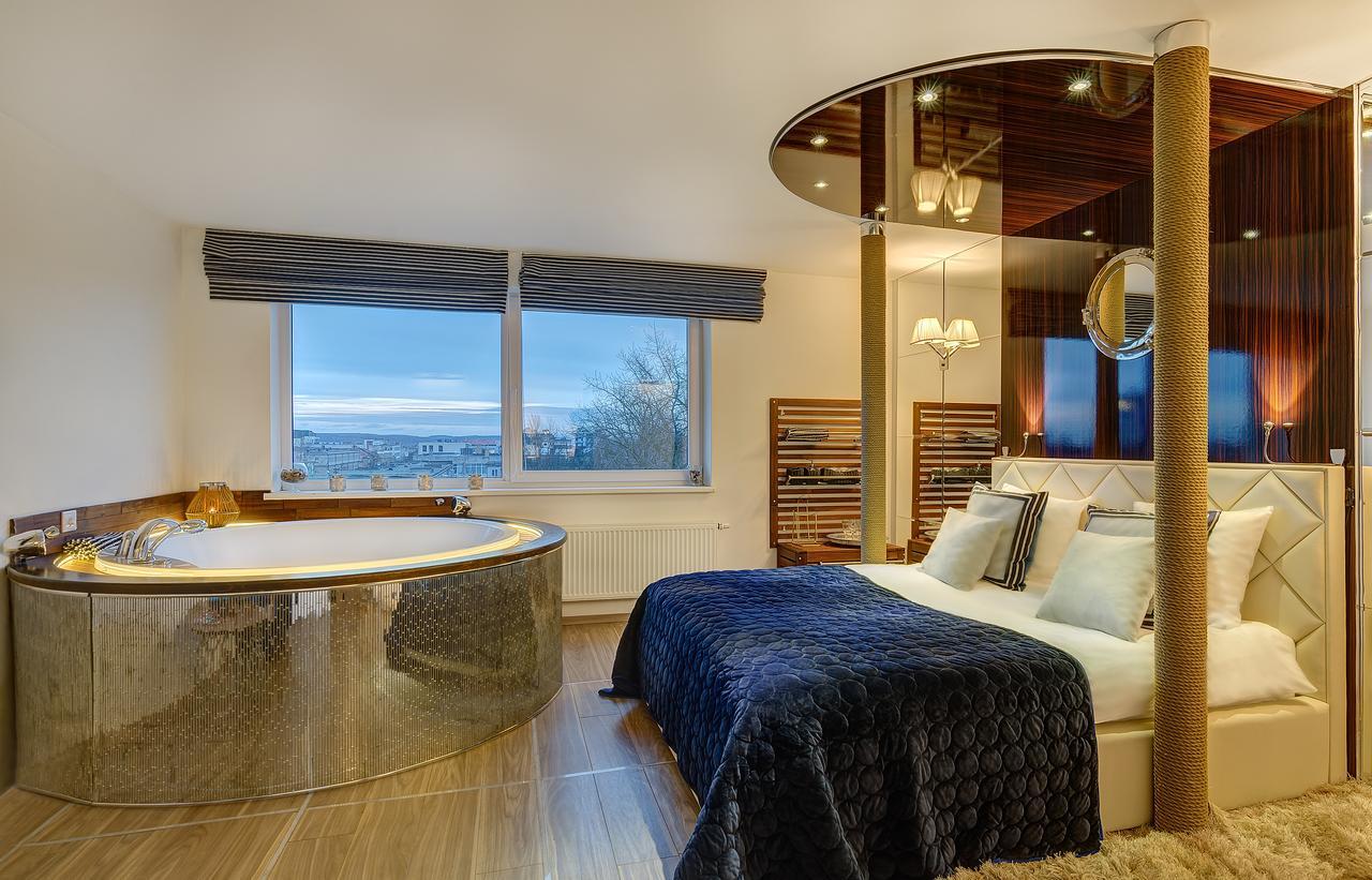 June Street Spa Apartments Vilnius Ngoại thất bức ảnh